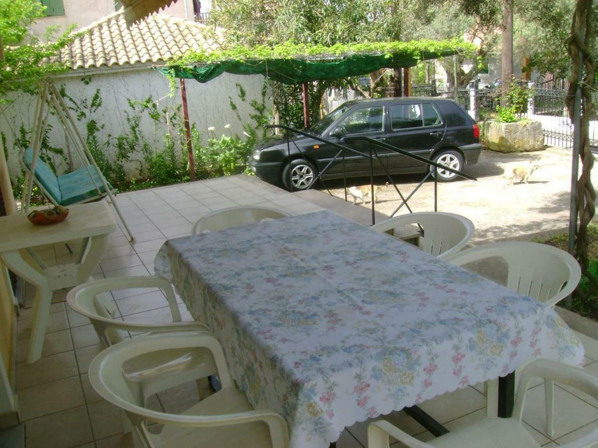 Lefkas House With Garden Vila Tsoukaládhes Exterior foto